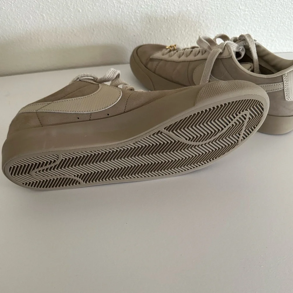 Nike SB Blazer Low 'Snakeskin' Light Tan‎ - US M 8.5 Sacai Supreme CDG
